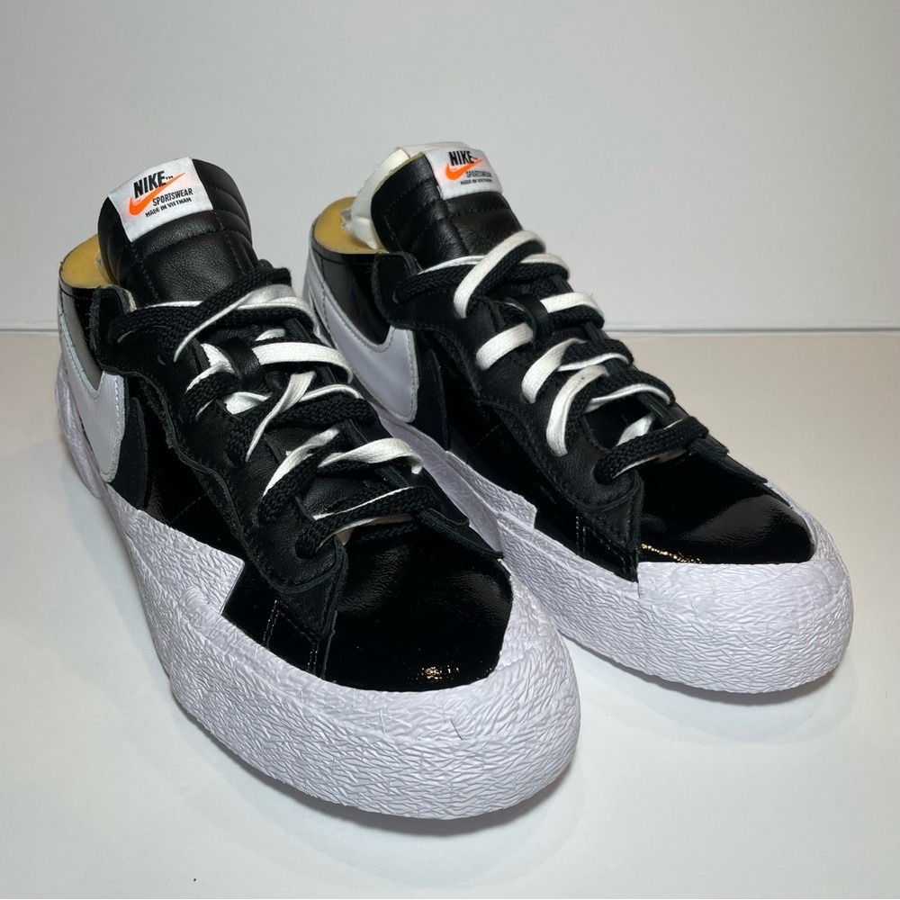 Nike Blazer Low sacai Black Patent Leather White DM6443-001 Mens Size 11 Sneaker